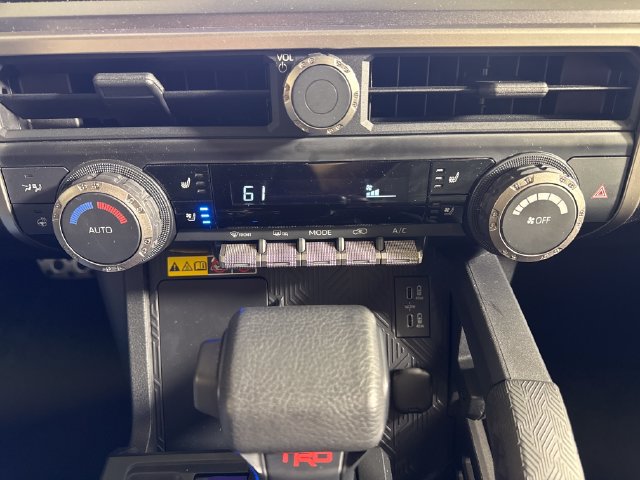 Certified 2025 Toyota 4Runner TRD Sport Premium w/ Tow Technology Package AWD/4WD image 34