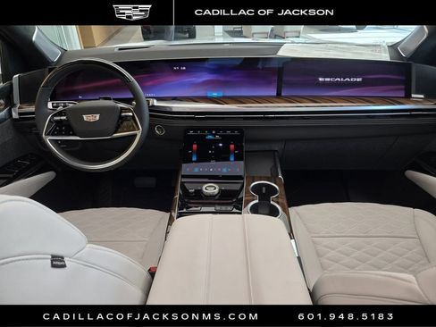 New 2026 Cadillac Escalade Platinum Sport AWD/4WD image 10