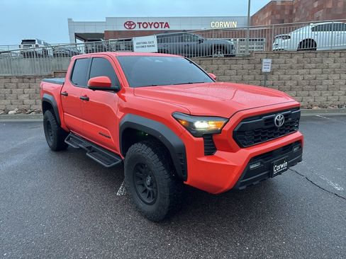 Used 2024 Toyota Tacoma TRD Off-Road w/ TRD Off Road Premium Package image 14