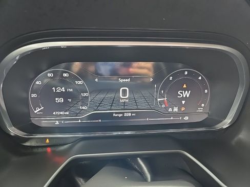 Used 2023 GMC Yukon SLT w/ SLT Premium Package image 15