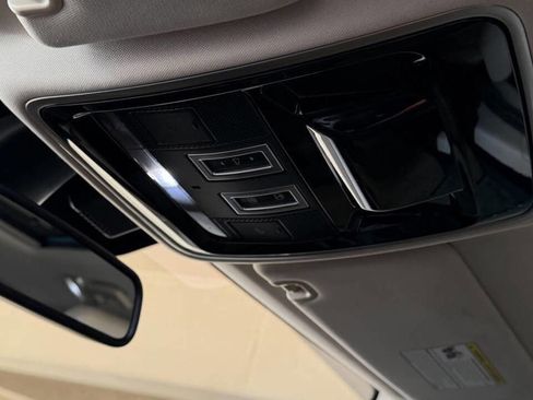 Used 2016 Land Rover Range Rover Sport HSE image 20