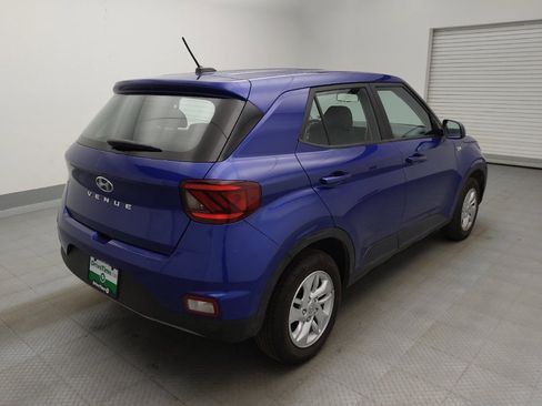 Used 2025 Hyundai Venue SE FWD image 9