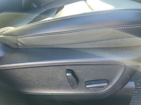 Certified 2023 Ford Escape Platinum AWD/4WD image 12
