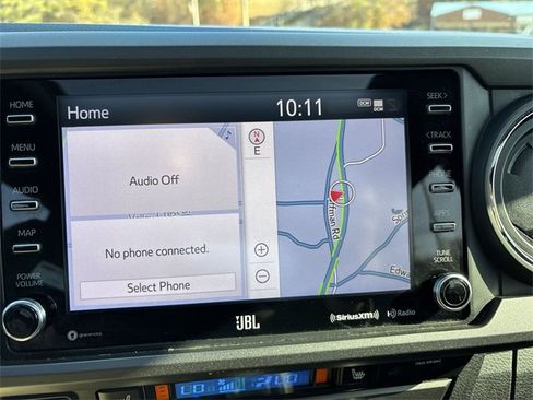 Used 2022 Toyota Tacoma TRD Sport w/ TRD Premium Sport Package image 17