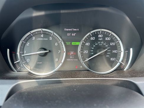 Used 2017 Acura TLX w/ Technology Package FWD image 19