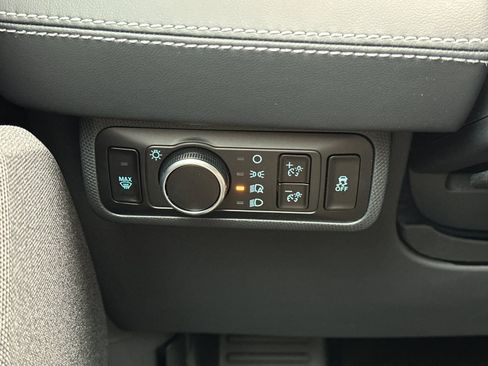 New 2025 Ford Mustang Mach-E Premium image 33