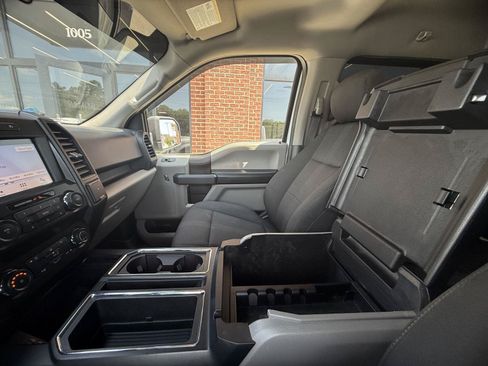 Used 2019 Ford F150 XL w/ Equipment Group 101A Mid AWD/4WD image 6