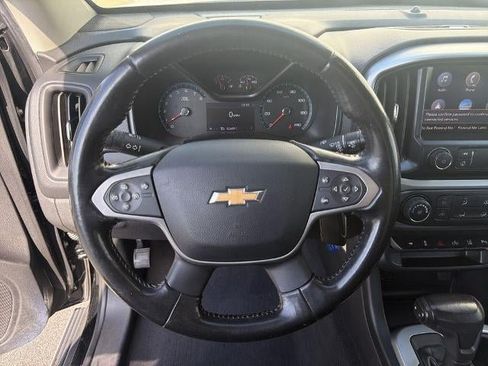 Used 2020 Chevrolet Colorado LT w/ Safety Package RWD image 23