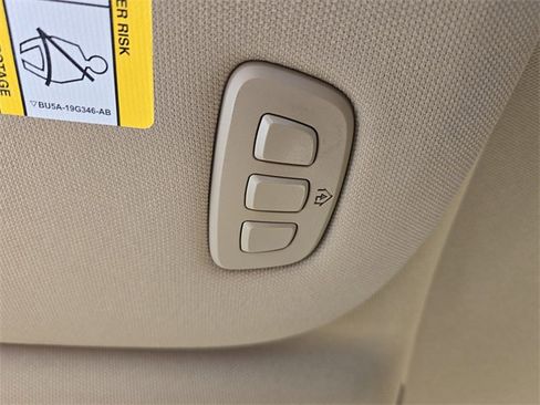 Used 2019 Ford F150 Lariat image 41