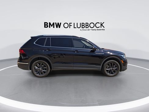 Used 2024 Volkswagen Tiguan SE AWD/4WD image 9