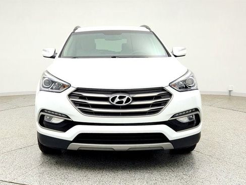 Used 2017 Hyundai Santa Fe Sport FWD image 2