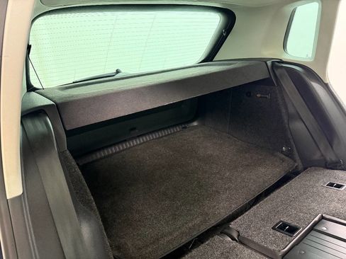 Used 2013 Volkswagen Tiguan SE image 76