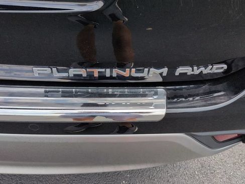 Certified 2021 Toyota Highlander Platinum AWD/4WD image 12