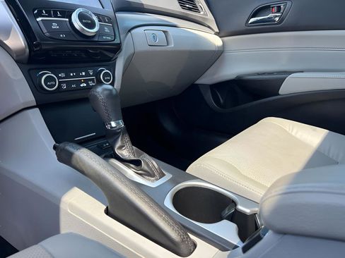 Used 2016 Acura ILX FWD image 58