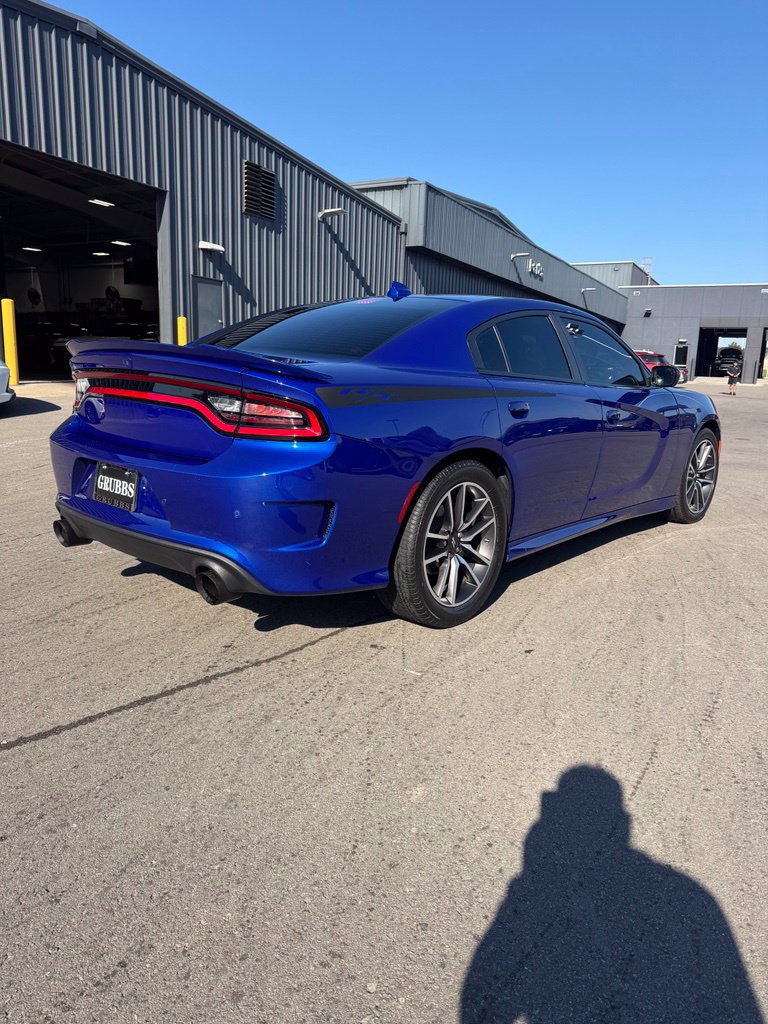 Used 2022 Dodge Charger R/T w/ Plus Group RWD image 7