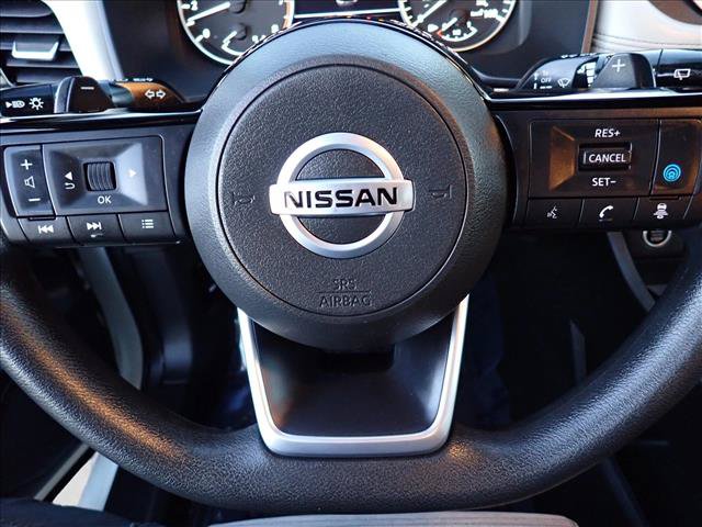 Used 2021 Nissan Rogue SV AWD/4WD image 15