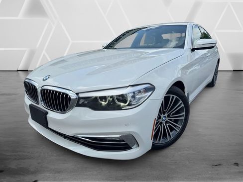 Used 2018 BMW 530i xDrive w/ Premium Package AWD/4WD image 1