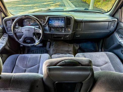 Used 2004 GMC Sierra 1500 SLE w/ Light Duty Power Package RWD image 6