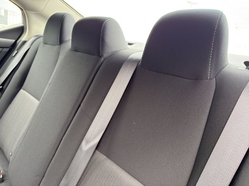 New 2025 Nissan Sentra SV image 32