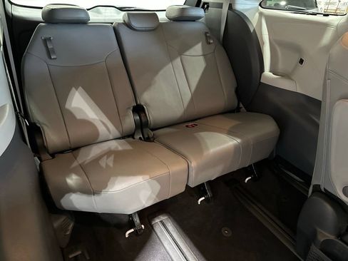 Certified 2023 Toyota Sienna Limited AWD/4WD image 21