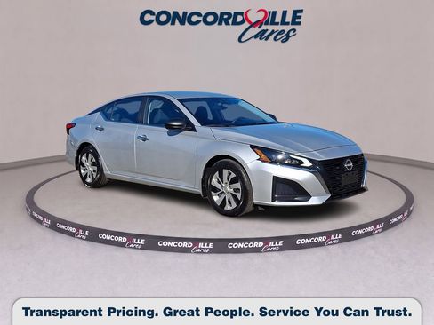 Used 2024 Nissan Altima 2.5 S FWD image 1