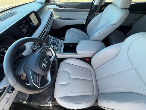 Used 2025 Hyundai Palisade SEL FWD image 17