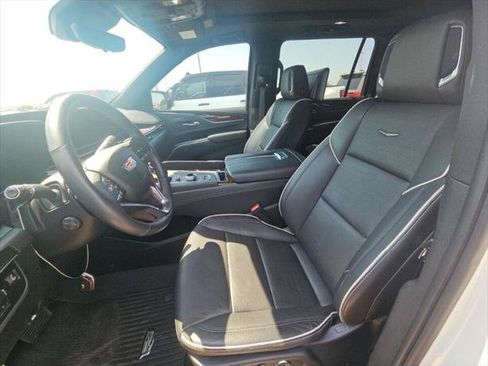 Used 2021 Cadillac Escalade ESV Premium Luxury w/ Driver Assist Tech Package RWD image 13