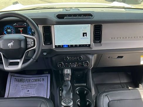 New 2026 Ford Bronco Outer Banks w/ Sasquatch Package AWD/4WD image 18