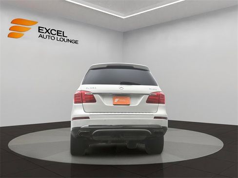 Used 2016 Mercedes-Benz GL 450 4MATIC w/ Premium I Package image 41