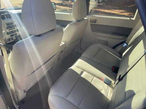 Used 2011 Ford Escape XLT w/ 203A Rapid Spec Order Code image 12