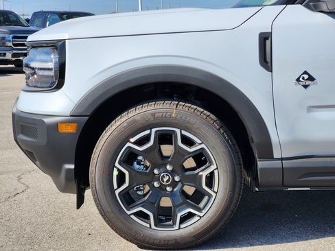 New 2026 Ford Bronco Sport Outer Banks AWD/4WD image 7