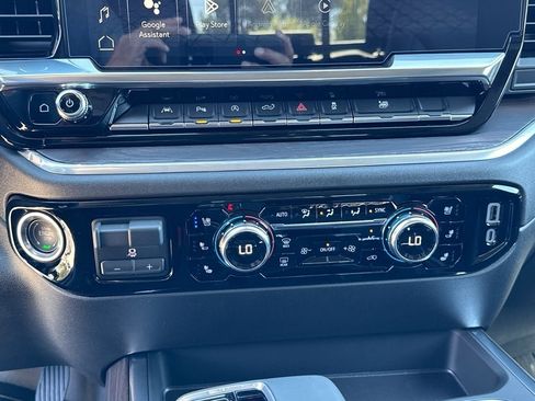 New 2026 GMC Sierra 1500 SLT w/ SLT Premium Plus Package image 30