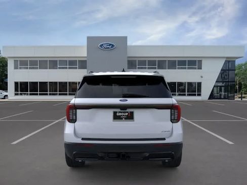 New 2026 Ford Explorer ST-Line w/ ST-Line Street Pack AWD/4WD image 5