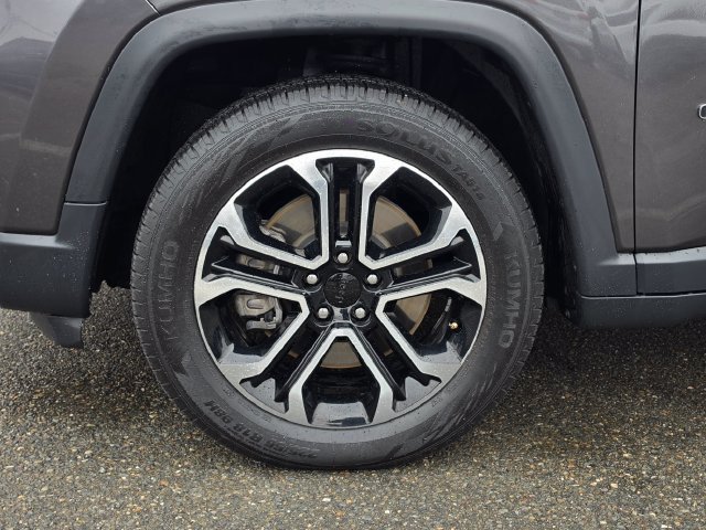 Certified 2024 Jeep Compass Limited AWD/4WD image 29