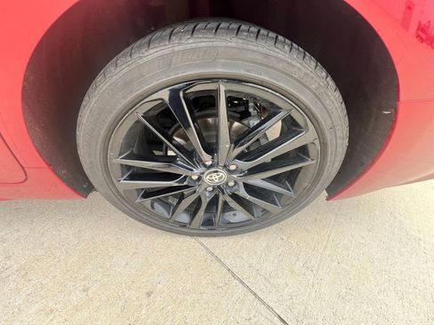 Used 2021 Toyota Camry XSE image 23