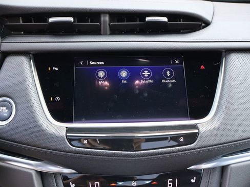 Used 2024 Cadillac XT5 Premium Luxury w/ LPO, Floor Liner Package AWD/4WD image 23