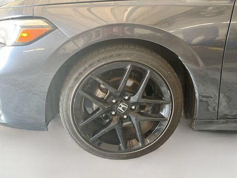 Used 2025 Honda Civic Sport image 27
