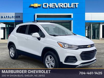 Used 2022 Chevrolet Trax LT w/ Driver Confidence Package