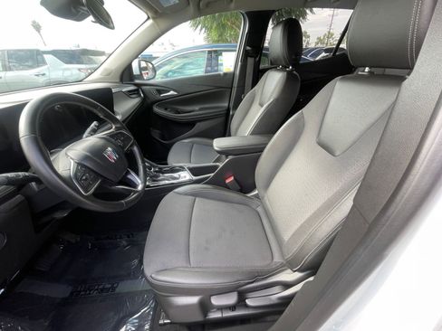 Used 2025 Buick Encore GX Preferred image 27