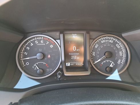 Used 2023 Toyota Tacoma TRD Sport image 20