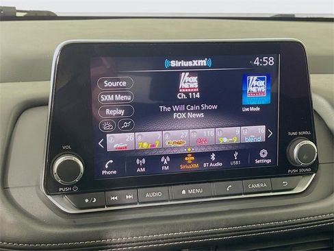 Used 2024 Nissan Rogue S image 15