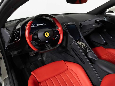 Used 2022 Ferrari Roma image 4