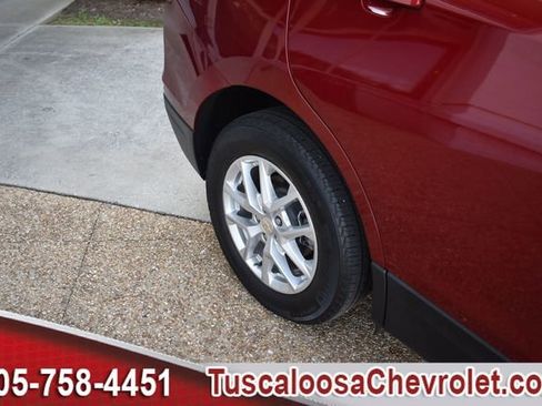 Used 2023 Chevrolet Equinox LT image 13