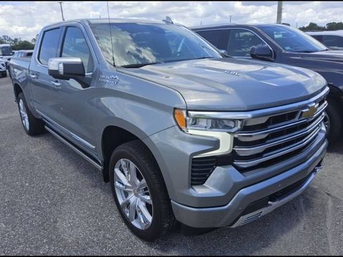 Used 2026 Chevrolet Silverado 1500 High Country AWD/4WD image 2