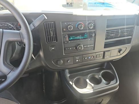 Used 2023 Chevrolet Express 3500 LT w/ LT Preferred Equipment Group RWD image 18