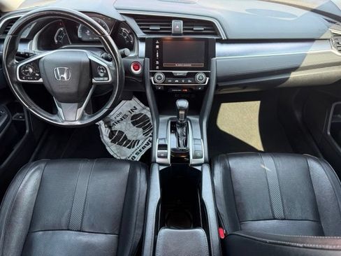Used 2017 Honda Civic Touring image 12