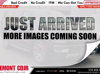 Used 2023 Jeep Wagoneer L Series II AWD/4WD video 1