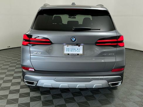 New 2026 BMW X5 xDrive50e AWD/4WD image 6