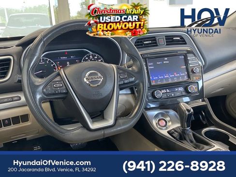 Used 2017 Nissan Maxima 3.5 SV FWD image 11