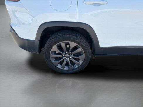 Used 2021 Jeep Cherokee Latitude Lux 80th Anniv w/ Quick Order Package 2YU 80th AWD/4WD image 31